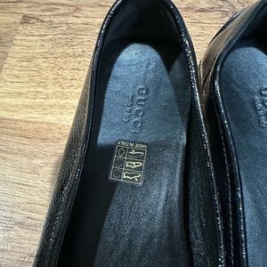 Gucci flat shoes